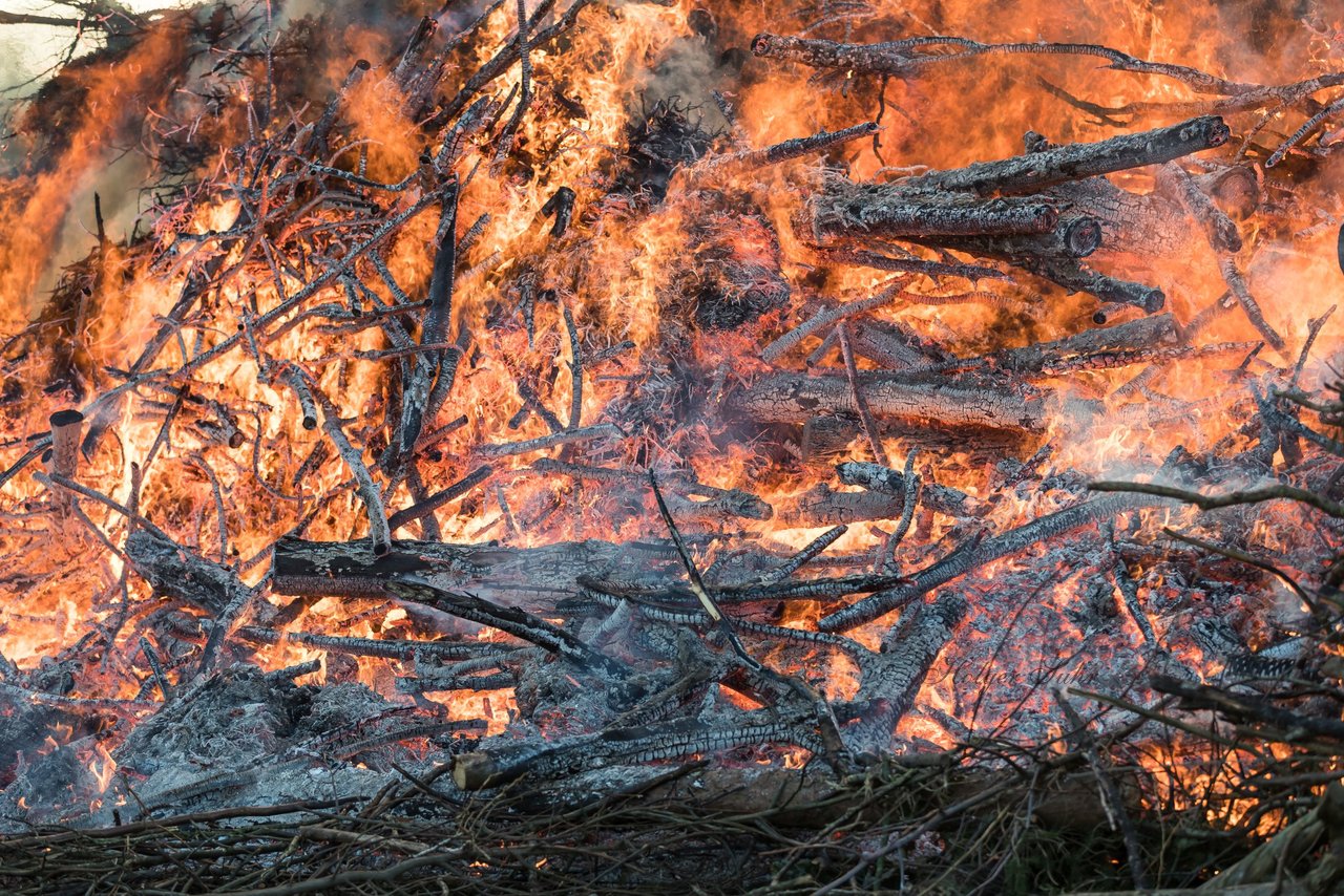 Bild 51 - Osterfeuer